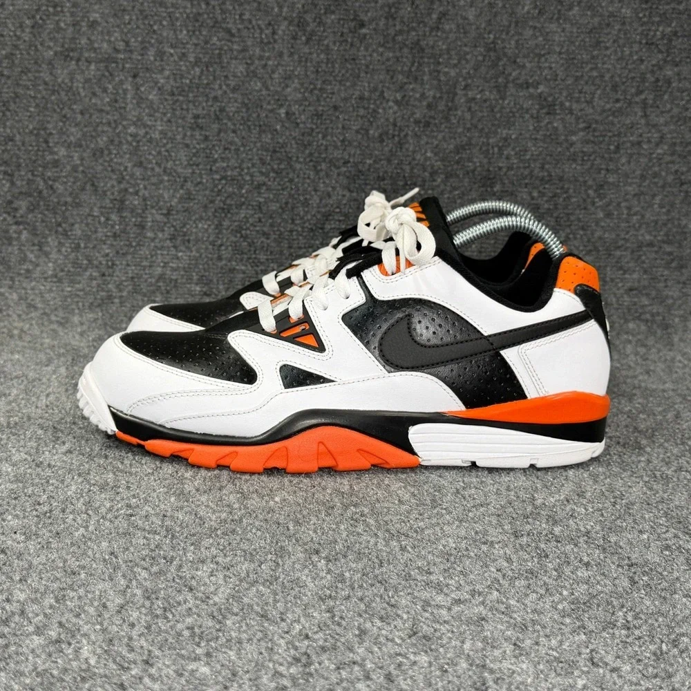 Nike Air Cross Trainer 3 Low Shoes Men 11.5 Starfish White Black Orange Athletic
